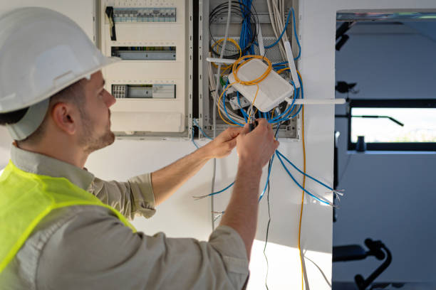 Best 24-Hour Electrician  in Claude, TX